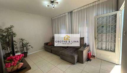Casa Bosque dos Eucaliptos - 3 Dormitórios - 183m²