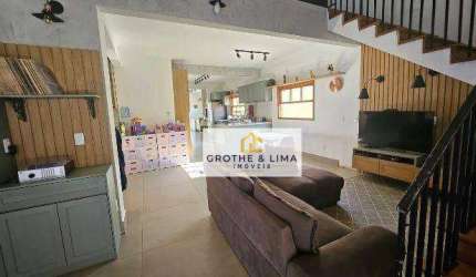 Sobrado com 3 dormitórios à venda, 250 m² por R$ 650.000,00 - Village das Flores - Caçapava/SP