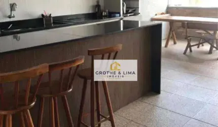 Vendo lindo sobrado na regiao Central Taubate