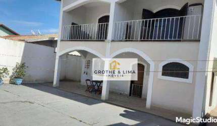 Sobrado com 4 dormitórios à venda, 220 m² por R$ 636.000,00 - Campos Elíseos - Taubaté/SP