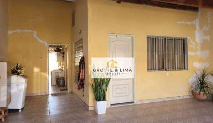 Casa com 2 dormitórios à venda, 120 m² por R$ 350.000,00 - Conjunto Residencial Trinta e Um de Março - São José dos Campos/SP
