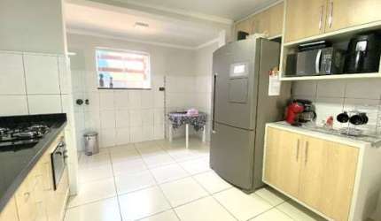 Casa com 2 dormitórios à venda, 120 m² por R$ 590.000,00 - Areão - Taubaté/SP