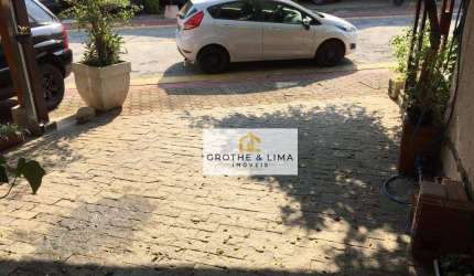 Sobrado com 2 dormitórios à venda, 87 m² por R$ 450.000,00 - Cidade Morumbi - São José dos Campos/SP