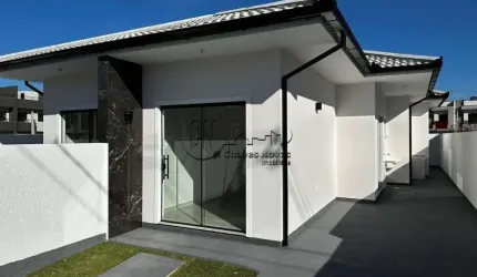 Casa com 2 quartos à venda no Forquilhas, São José  por R$ 395.000