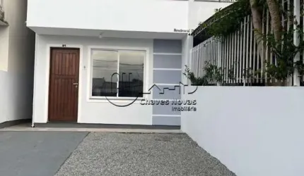 Casa com 2 quartos à venda na Bela Vista, Palhoça  por R$ 340.000