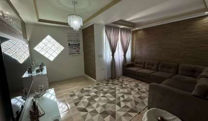 Casa com 3 quartos à venda no Madri, Palhoça  por R$ 850.000