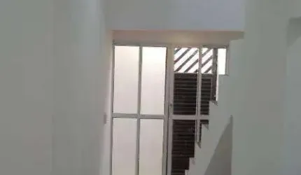 Casa à venda por R$ 270.000,00 - Parque Bitaru - São Vicente/SP