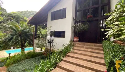 Excelente  casa aconchegante , em condomínio Village da Floresta