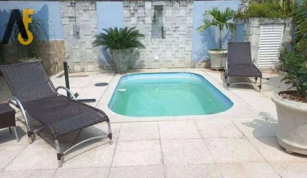 Casa com 3 dormitórios à venda, 200 m² por R$ 780.000,00 - Freguesia de Jacarepaguá - Rio de Janeiro/RJ