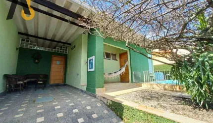 Casa com 3 dormitórios à venda, 295 m² por R$ 950.000,00 - Freguesia de Jacarepaguá - Rio de Janeiro/RJ