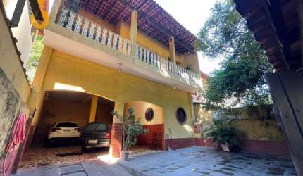 Casa com 3 dormitórios à venda, 204 m² por R$ 700.000,00 - Freguesia de Jacarepaguá - Rio de Janeiro/RJ