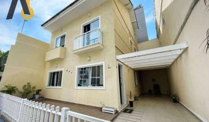 Casa com 3 dormitórios à venda, 132 m² por R$ 840.000,00 - Freguesia de Jacarepaguá - Rio de Janeiro/RJ