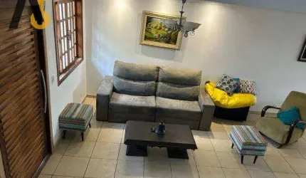 Ótima casa no Bairro Araújo