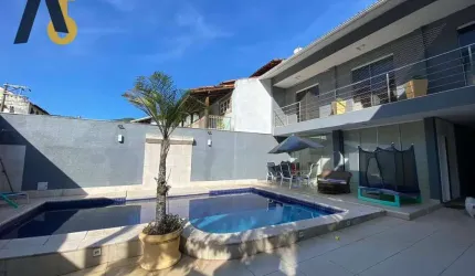 Casa Exclusiva e Modernizada na Freguesia !!