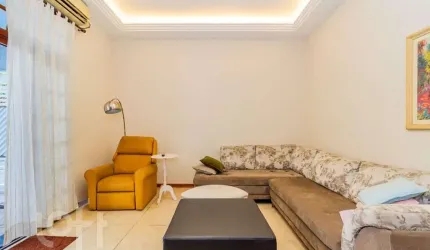 Casa em condomínio fechado com 4 quartos à venda na Avenida Miruna, Saúde, São Paulo por R$ 1.100.000