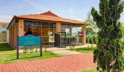 Casa de Condomínio para venda em Jardim Interlagos de 100.00m² com 2 Quartos, 1 Suite e 1 Garagem