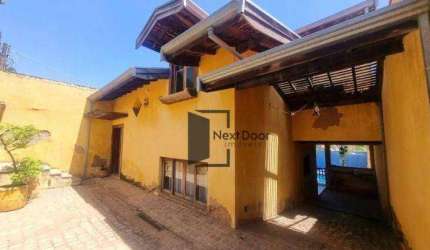 Casa para venda em Jardim São Vicente de 189.00m² com 3 Quartos, 1 Suite e 4 Garagens