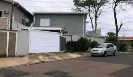 Casa para venda e aluguel em Jardim Conceição de 131.00m² com 2 Quartos, 1 Suite e 3 Garagens