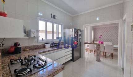 Casa à venda em Valinhos, Loteamento Residencial Santa Gertrudes, com 3 suítes, com 170.6 m²