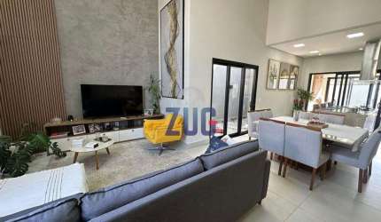 Casa à venda em Valinhos, Roncáglia, com 3 suítes, com 176 m², Loteamento Residencial Mont' Alcino