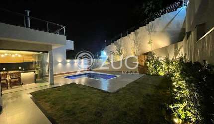 Sobrado à venda em Valinhos, Santa Cruz, com 3 suítes, com 360 m², Condomínio Le Village