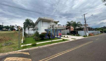 Sobrado à venda em Valinhos, Dois Córregos, com 4 suítes, com 368 m²