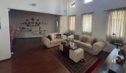 Casa a venda em Atibaia R$ 2.300.00,00