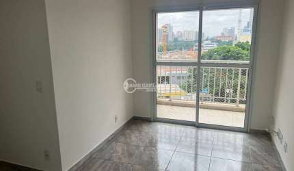 Apartamento á venda na Quarta Parada com 2 dormitórios - uma suíte.
