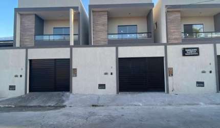Casa para Venda em Lauro de Freitas, Ipitanga, 3 dormitórios, 3 suítes, 4 banheiros, 2 vagas
