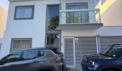 Casa para Venda em Lauro de Freitas, Buraquinho, 3 dormitórios, 3 suítes, 4 banheiros, 2 vagas