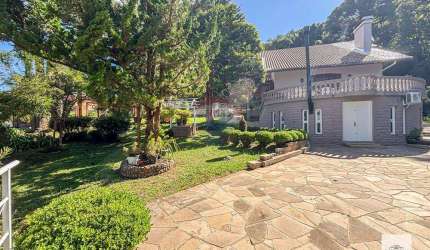 Lindíssima Casa - padrão condomínio fechado - imóvel único e diferenciado.