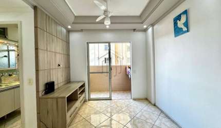 Apartamento à venda no bairro Areias - São José/SC