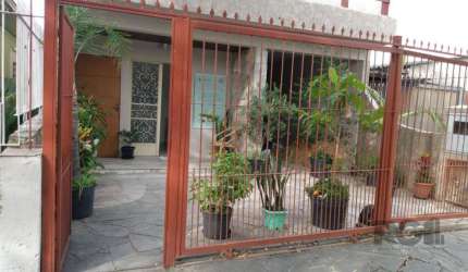 Casa 1 Dormitório(s) Bairro Jardim Botânico