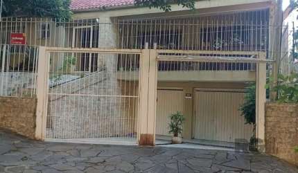 Casa com 3 quartos à venda na Rua Fagundes Varela, Santo Antônio, Porto Alegre, 420 m2 por R$ 1.250.000