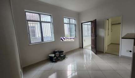 Casa com 3 quartos para alugar na Rua Vereador Duque Estrada, 141, Santa Rosa, Niterói por R$ 2.800