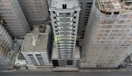 Apartamento 02 Dorm sendo 1 Suíte e 1 Vaga
