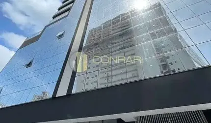 3 Suítes e 2 Vagas no Centro