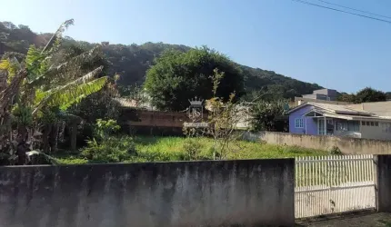 TERRENO PRONTO PARA CONSTRUIR COM 498M² EM MORRINHOS