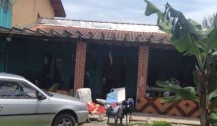 SOBRADO COM EDICULA PERTO DO MAR PARA VENDA EM ITANHAÉM!