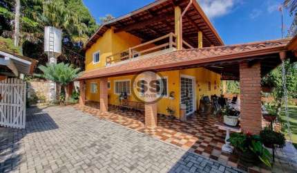 Chácara / sítio com 5 quartos à venda na Avenida Do Sol, 117, Porta do Sol, Mairinque, 2157 m2 por R$ 1.350.000