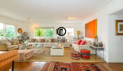 Apartamento para Venda - 210m², 3 dormitórios, sendo 3 suites, 3 vagas - Moema