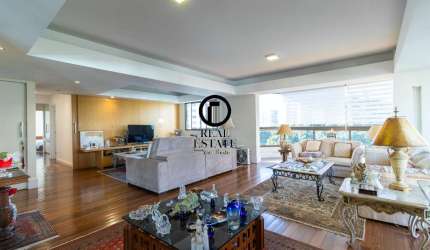 Apartamento para Venda - 195m², 3 dormitórios, sendo 3 suites, 3 vagas - Moema