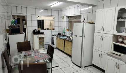 Casa com 4 quartos à venda na Rua São Basílio Magno, 31, Jardim Campo Limpo (Zona Norte), São Paulo, 250 m2 por R$ 530.000