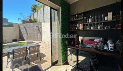 Casa em condomínio fechado com 3 quartos à venda na Estrada Carlos Antônio Pereira de Castro, 3471, Pitas, Cotia, 147 m2 por R$ 1.166.000