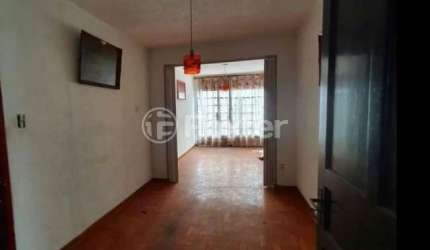 Casa com 3 quartos à venda na Rua Tiago Ferreira, 158, Vila Pedroso, São Paulo, 290 m2 por R$ 485.000