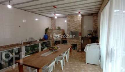 Casa com 2 quartos à venda na Rua Sofia, 61, Corumbá, Mairiporã, 210 m2 por R$ 490.000