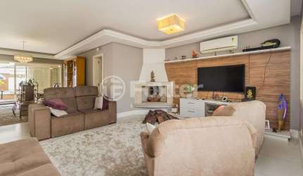 Casa com 3 quartos à venda na Rua Lagoa do Peixe, 210, Sarandi, Porto Alegre, 330 m2 por R$ 1.617.000
