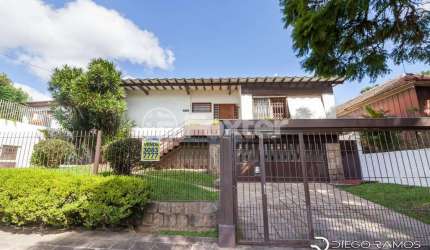 Casa com 3 quartos à venda na Rua João Paetzel, 821, Chácara das Pedras, Porto Alegre, 327 m2 por R$ 1.590.000