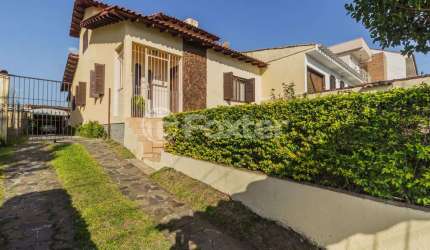Casa com 3 quartos à venda na Rua Vidal de Negreiros, 724, Vila São José, Porto Alegre, 224 m2 por R$ 464.550