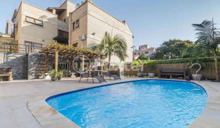 Casa comercial com 3 salas à venda na Rua Dona Adda Mascarenhas de Moraes, 1492, Jardim Itu Sabará, Porto Alegre, 605 m2 por R$ 3.277.500